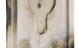 1964. La porta. Tècnica mixta sobre fusta  230 x 66 cm. Col·lecció del Museu de Valls (Públic)